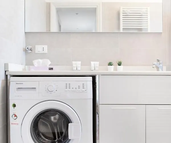 Ur-nest Marconi شقة بولونيا