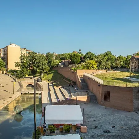 Ur-nest Marconi Apartman