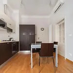 Ur-nest Marconi Apartment *